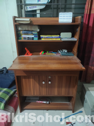 টেবিল বিক্রি হবে। (মিরপুর -১, ঢাকা)